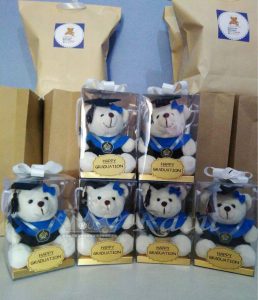 Hadiah Wisuda, Souvenir Wisuda, Boneka Wisuda