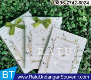 souvenir buku 4 dan 7 bulanan di Bandung