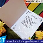 souvenir buku 4 dan 7 bulanan di Padang